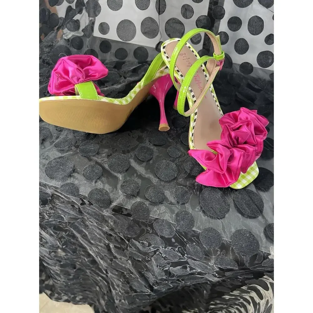 Betsy Johnson  Elmira Green/white gingham print, O/toe heeled sandals Women 6.5 - Picture 5 of 13